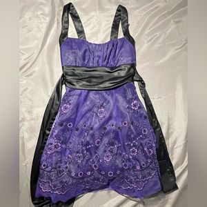 Jolie purple and black dress y2k size 4.